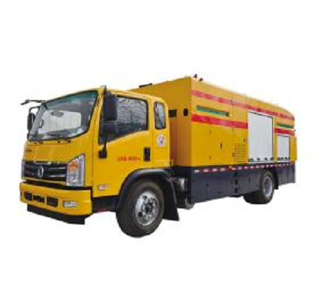 沥青路面养护车